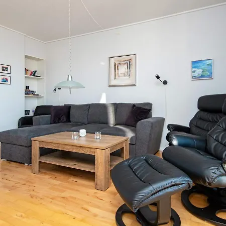 Holiday home Beautiful In Ha¸jer With Terrace *
