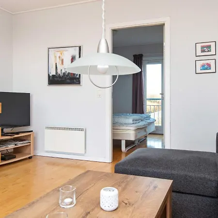 Modern Seaside Retreat - By Traum Emmerlev