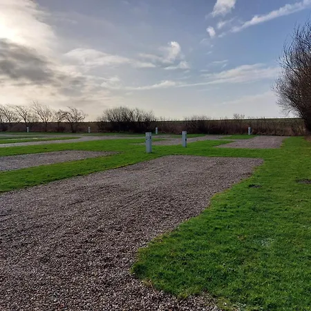 펜션 Modern Seaside Retreat - By Traum Emmerlev