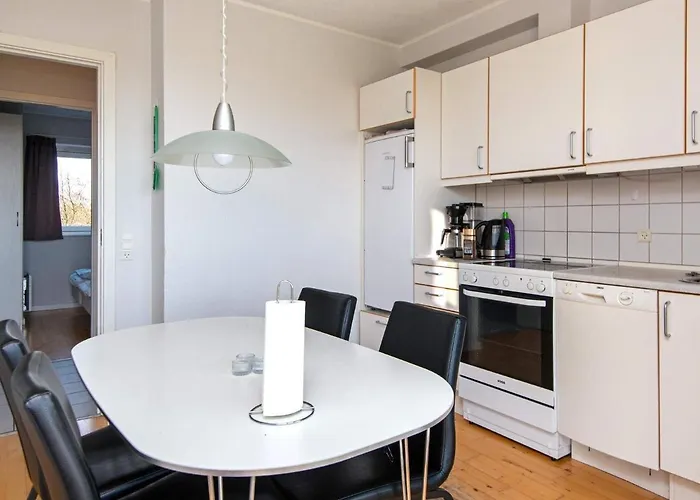 Modern Seaside Retreat - By Traum Emmerlev