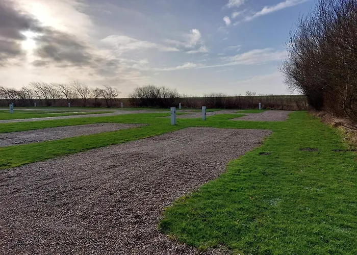 بيت للعطل Modern Seaside Retreat - By Traum Emmerlev