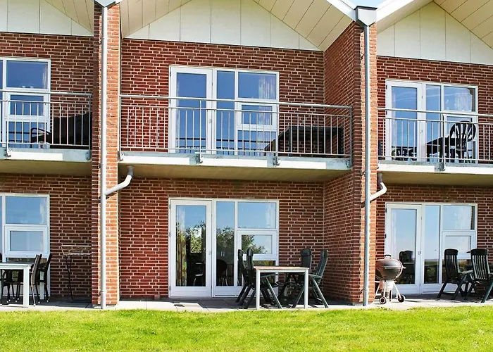 Modern Seaside Retreat - By Traum بيت للعطل